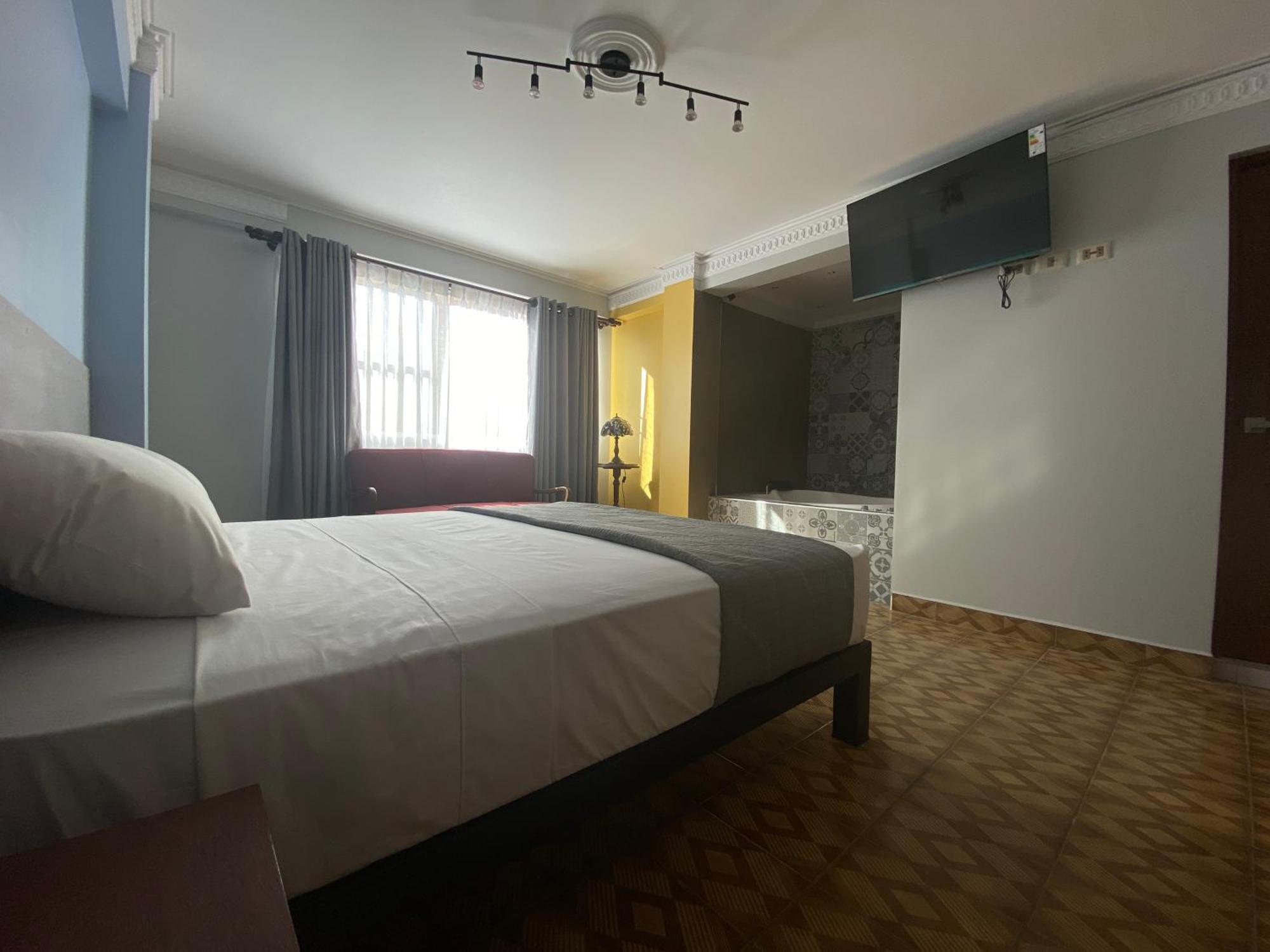 קוצ'במבה Izza Hotel מראה חיצוני תמונה